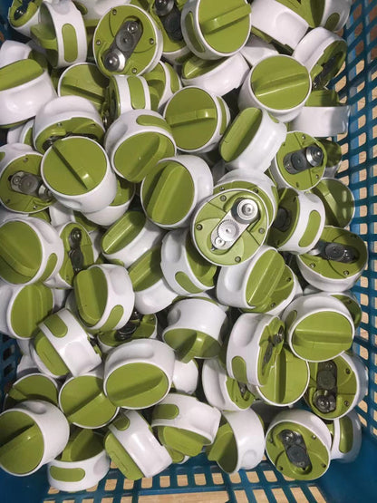 bottle can opener